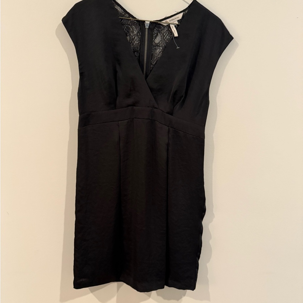 BCBGeneration Black Mini Dress Cap Sleeve V-Neck Cocktail